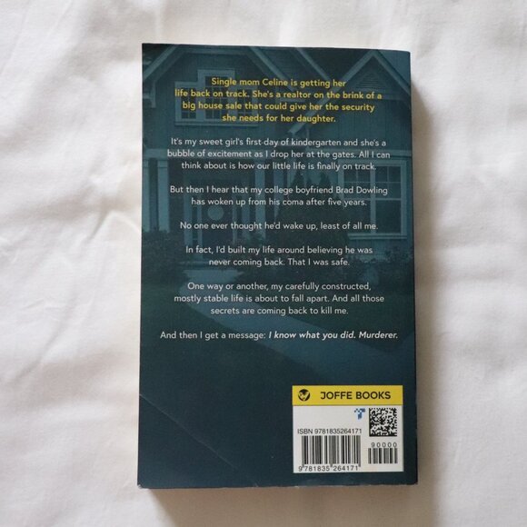 The Realtor by Sonya Bateman | Psychological Thriller | Fiction | Paperback - Picture 2 of 3